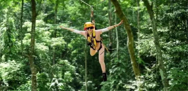 Ziplining in Xishuangbanna