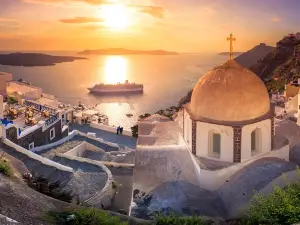 Island Bus Tour: The Majestic Spots Of Santorini