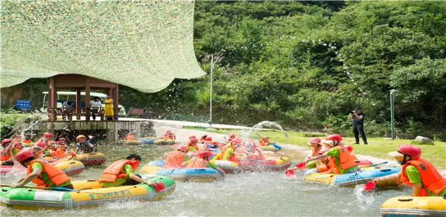 Rafting in Ningguo
