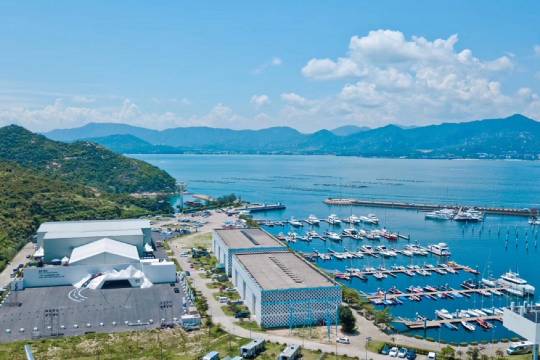 Shenzhen Dapeng Qixing Bay Yacht Club sailing yacht out to sea customized tour company team building activities can be customized for sea fishing/snorkeling/wake surfing/motorboat/water superman