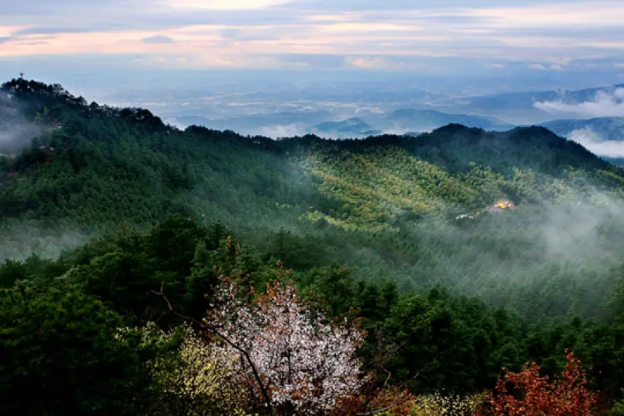 湖北三角山旅遊度假區