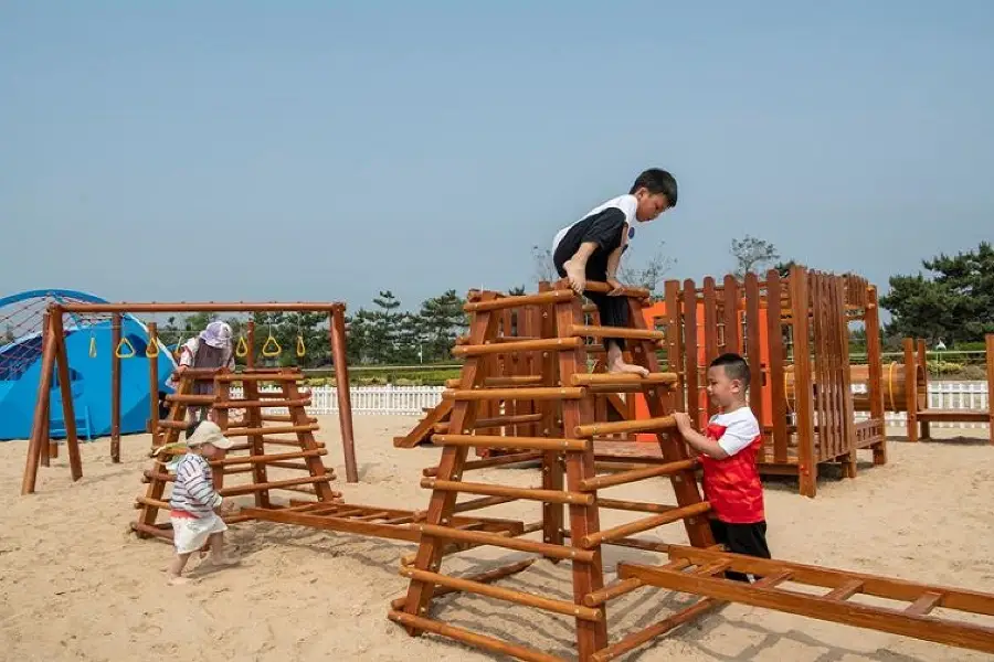 Ailianwan Muwu Shatan Children Amusement Park