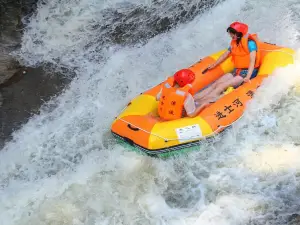 Jinshi River Drifting