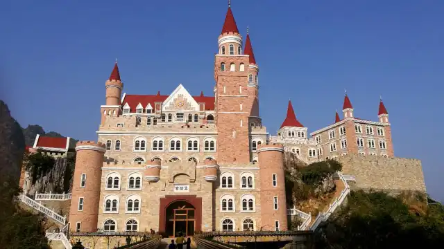 興義市吉隆堡度假村