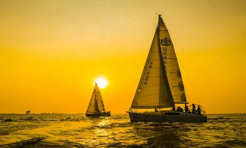 Sunset Yacht Cruise in Shenzhen