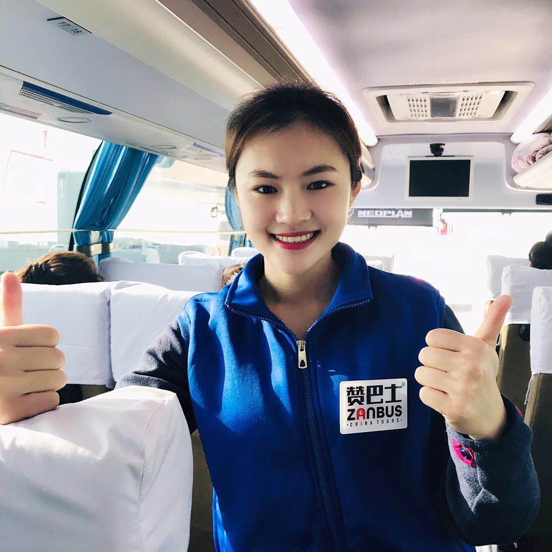 Beijing: Day Trip to the Mutianyu Great Wall and Summer Palace by ZANBUS