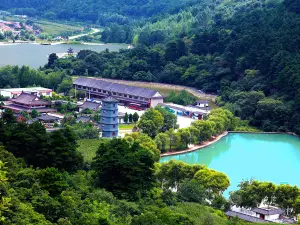 Yuhua Palace