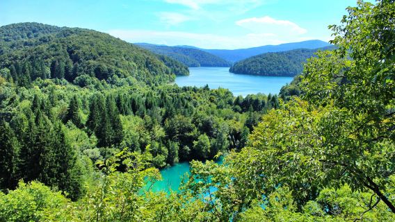 tour di un giorno ai laghi di Plitvice da Zagabria | Patrimonio dell'umanità + esperienza approfondita nel villaggio popolare