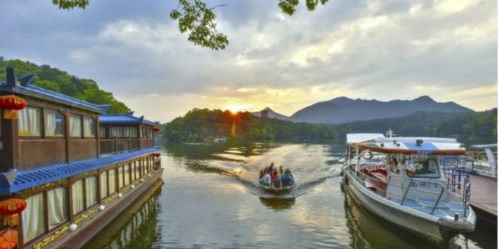 South Lake Scenic Spot