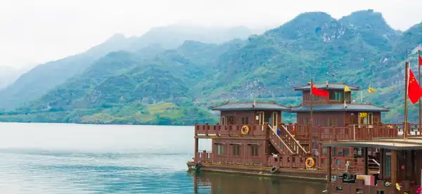 Hotel di Kaunti Zhenfeng