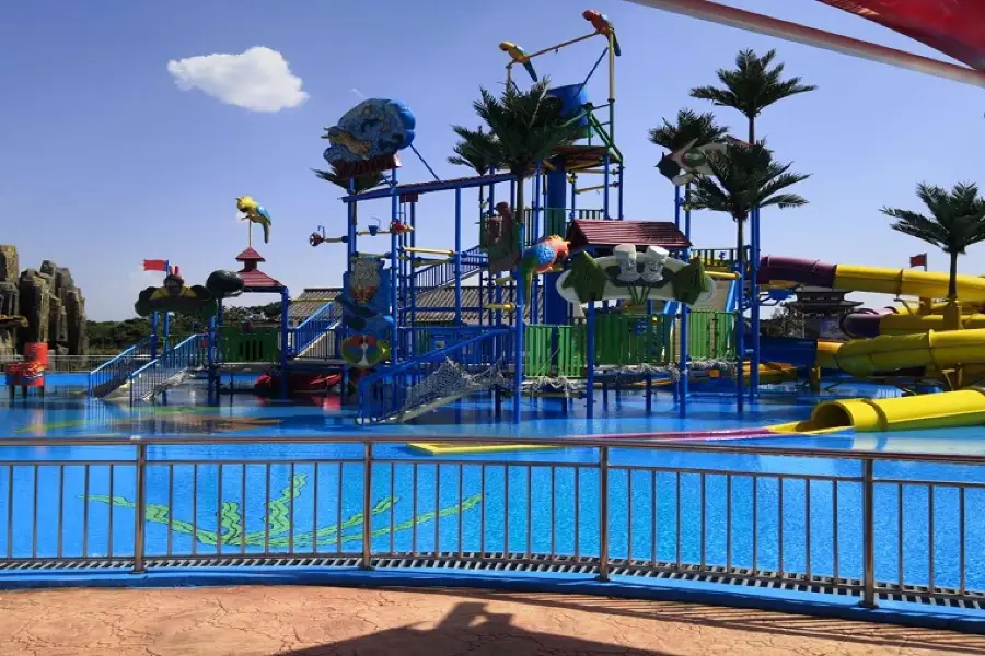 Boluolianhu Water Amusement Park