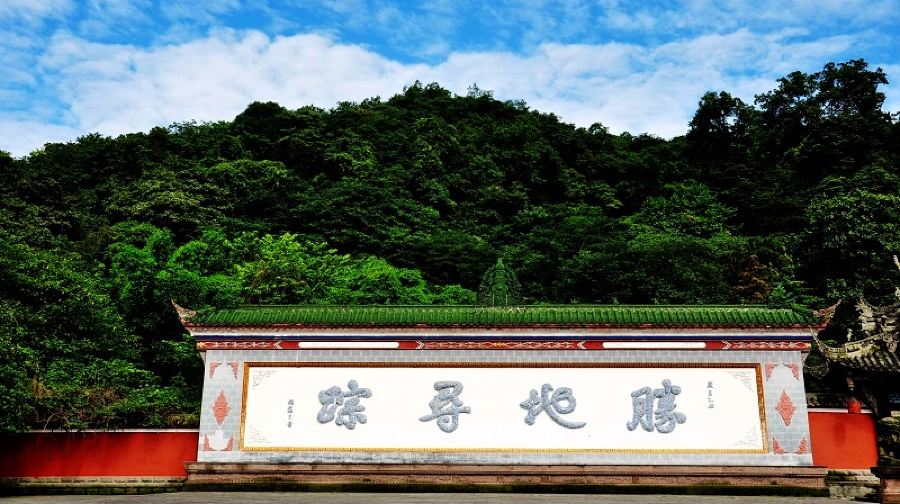 都江堰景區+三星堆博物館一日遊