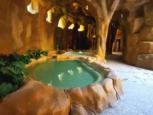 靈石溫泉