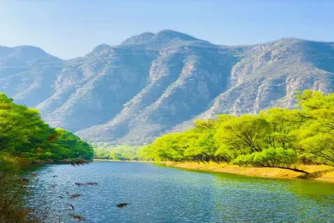 赤壁懸流