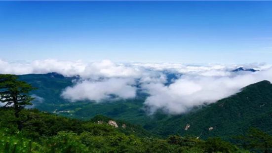 大別山主峯景區白馬尖