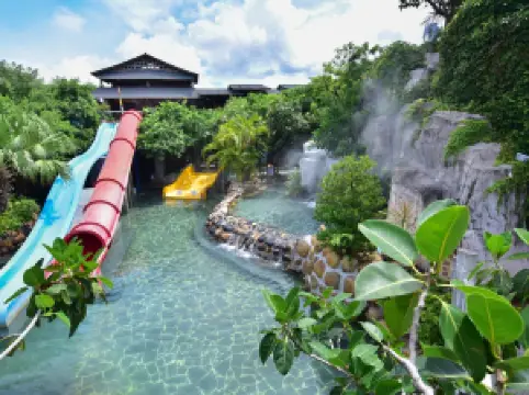 บ่อน้ําพุร้อนภูเขาคุนหยิน