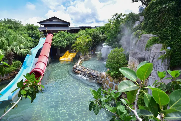 10 Pelarian Air Sejuk Terbaik di Zhongshan