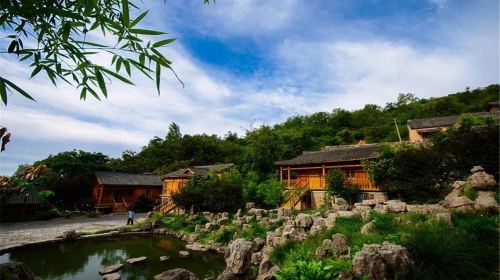 Dahong Village Scenic Resort