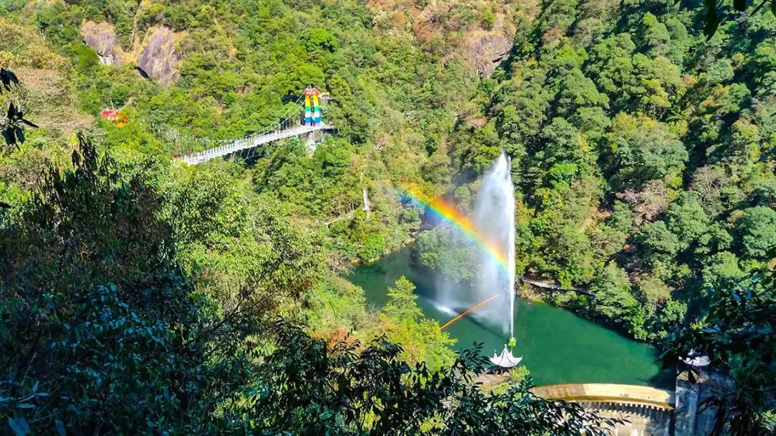 鄰近三清山逍遙谷的酒店