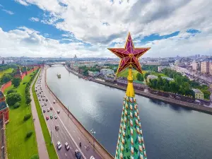 Moscow City Round Premium Tour (private tour with local guide and transfer)