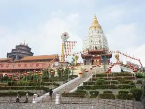 Half-Day Penang Kek Lok Si Temple Private Tour