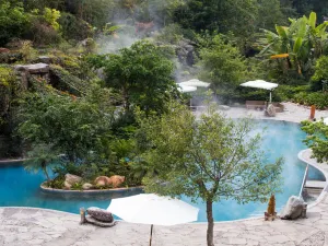 Meinvchi Hot Spring