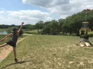Dine & Disc Golf in The Texas Hill Country