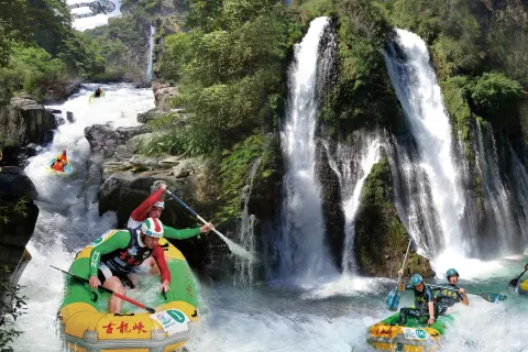 Gu Long Xia  Drifting