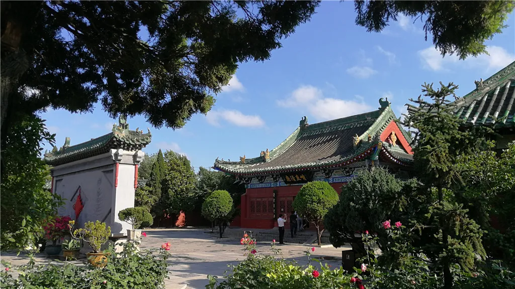 4_Memorial Temple of Lord Bao