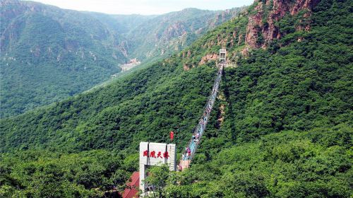 三泉湖風景区