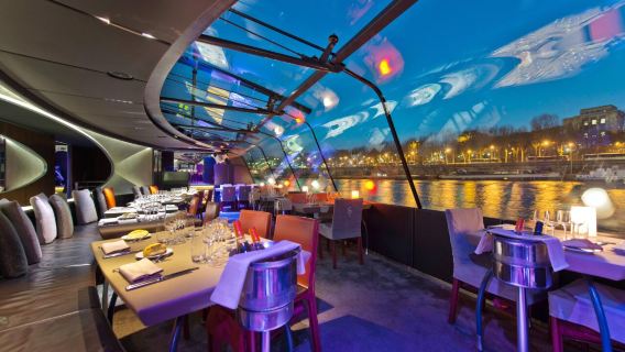 Bateaux Parisiens フランス・パリのセーヌ川クルーズでフレンチランチ・ディナー【正規代理店/複数オプションあり】