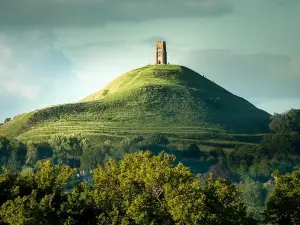Glastonbury And The King Arthur Trail - Private Tour From London