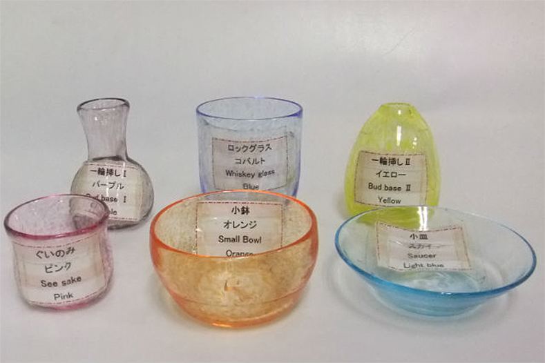 北海道 小樽 ガラス細工 好きな色を選べます 職人のサポートで吹きガラスに挑戦 Trip Com