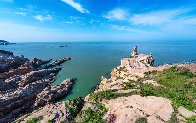 Hotels near Cheng Shan Tou