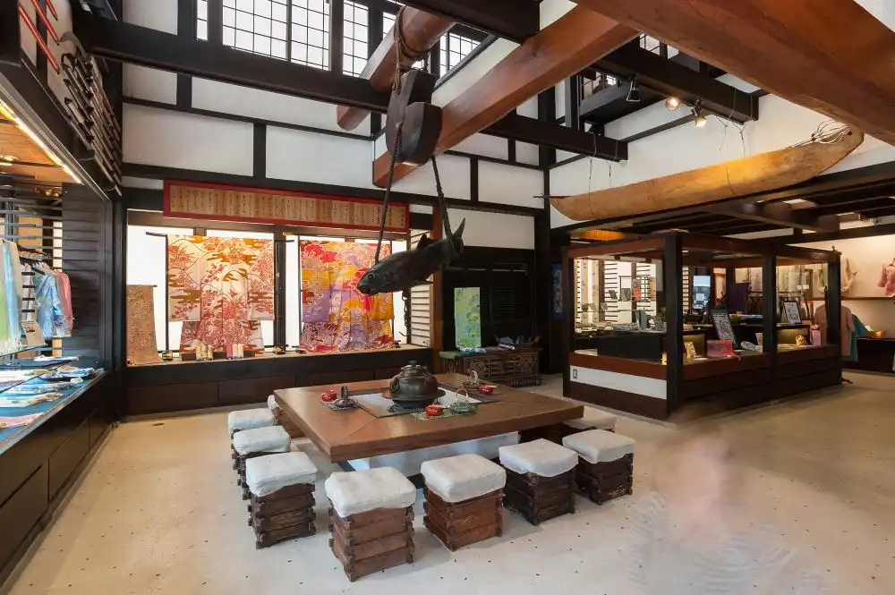 수리유염 주변 호텔