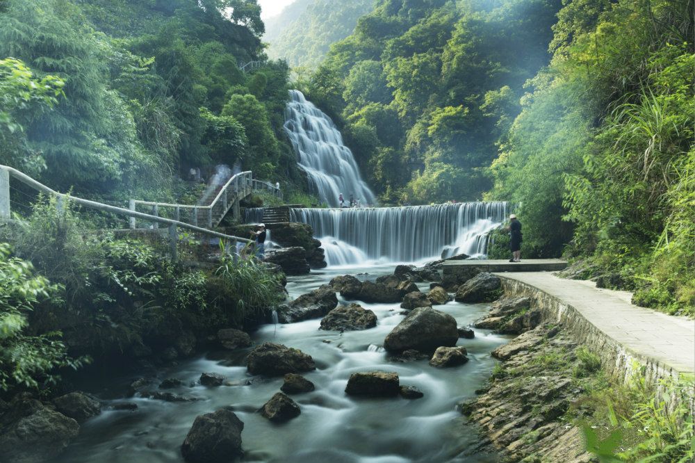 華鎣山天意谷景區