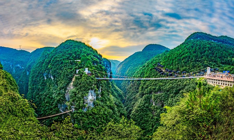 蝶舞清江·地心谷景區
