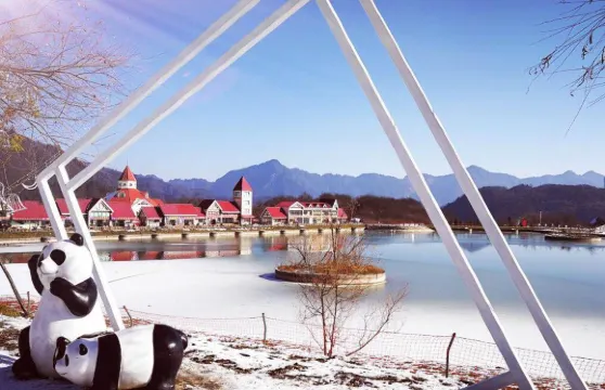 西嶺雪山門票（包括免費景區接駁車）+（鴛鴦池+日月坪）來回纜車票成人
