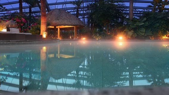 Huzhou Moon Hot Spring