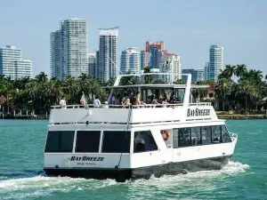 Miami Boat Tour - Discover Biscayne Bay & Celebrity Island Homes [90Min]
