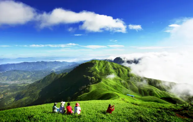 Sea of Clouds Sightseeing on Wugong Mountain