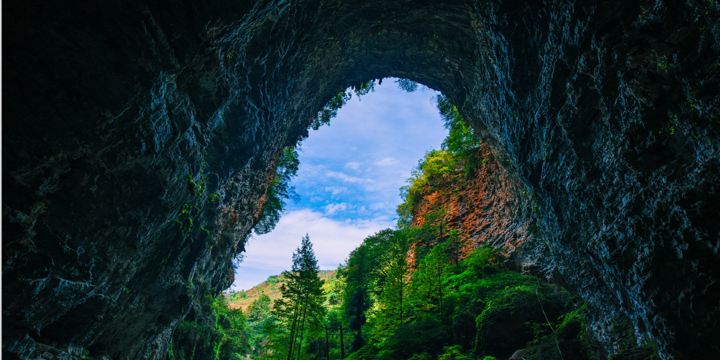 Jiudongtian Scenic Spot
