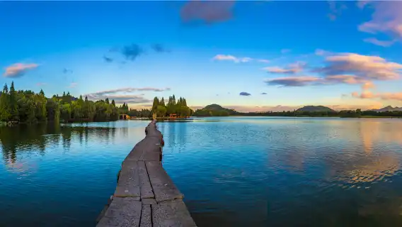 紹興魯迅故里景區+柯岩風景區+鑒湖+魯鎮純玩一日遊