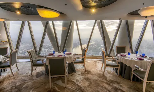 LUTECE French Revolving Restaurant