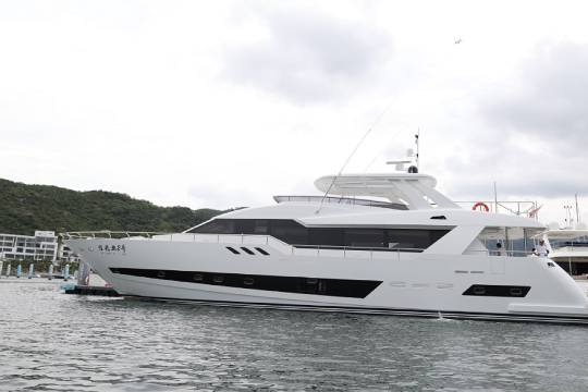 【深圳七星灣遊艇會】深圳大鵬63尺3層豪華遊艇包船出海【果盤飲料 海釣 魔毯 浮潛 KTV 遊艇自駕｜私家遊艇派對·生日·求婚·團建·DJ轟趴】