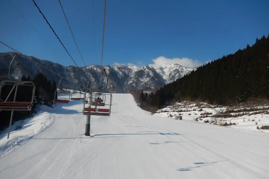 冰之山國際滑雪場