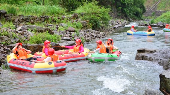 Beixi Rafting