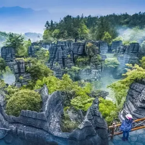 恩施梭布埡石林景區