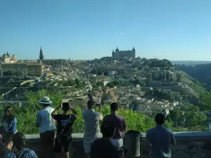 Discover Toledo at Your Own Pace 