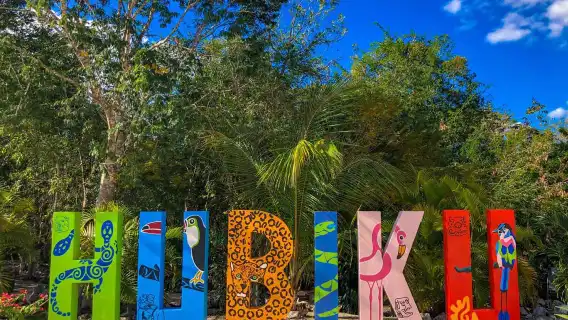 Chichen Itza and the Internet-famous Double Sky Well 1-day tour[Explore Mayan Civilization with admission ticket and Lunch]